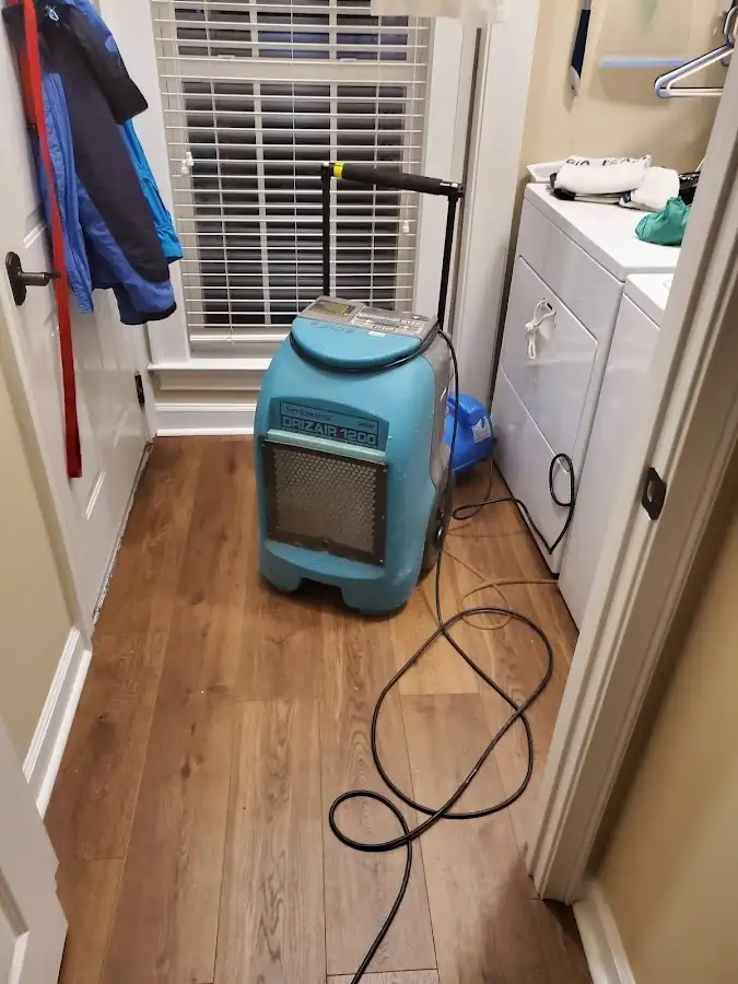 Commercial dehumidifier deployed for Flood Damage Cleanup in Rancho Palos Verdes
